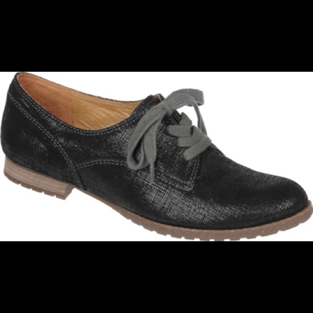 Naya flats